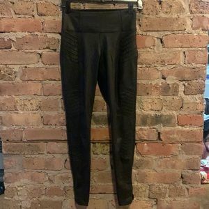 Athleta Faux Leather Delancey Gleam Moto Tight Bill XS